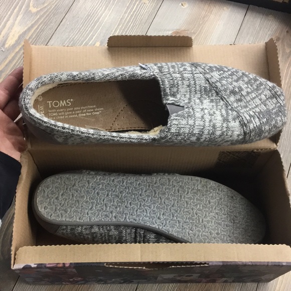 Toms Shoes - Worn once toms